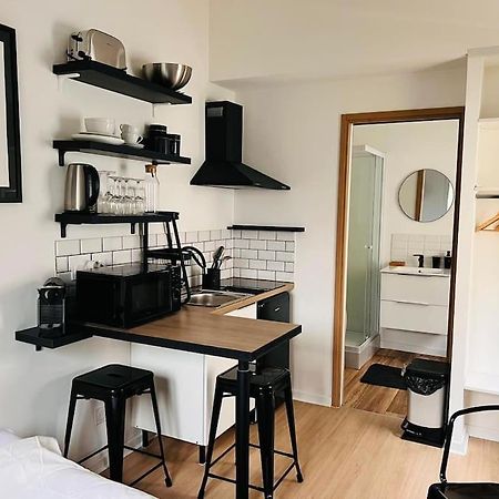 Appartamento La Petite Grange - 5 Mn Gare Sncf - Wifi & Netflix Niort Esterno foto